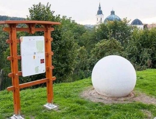 Sluneční stezka Křtiny