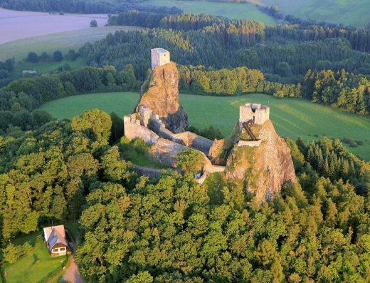 Zlatou stezkou Českého ráje na Trosky