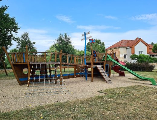 Dětské hřiště Ledčice